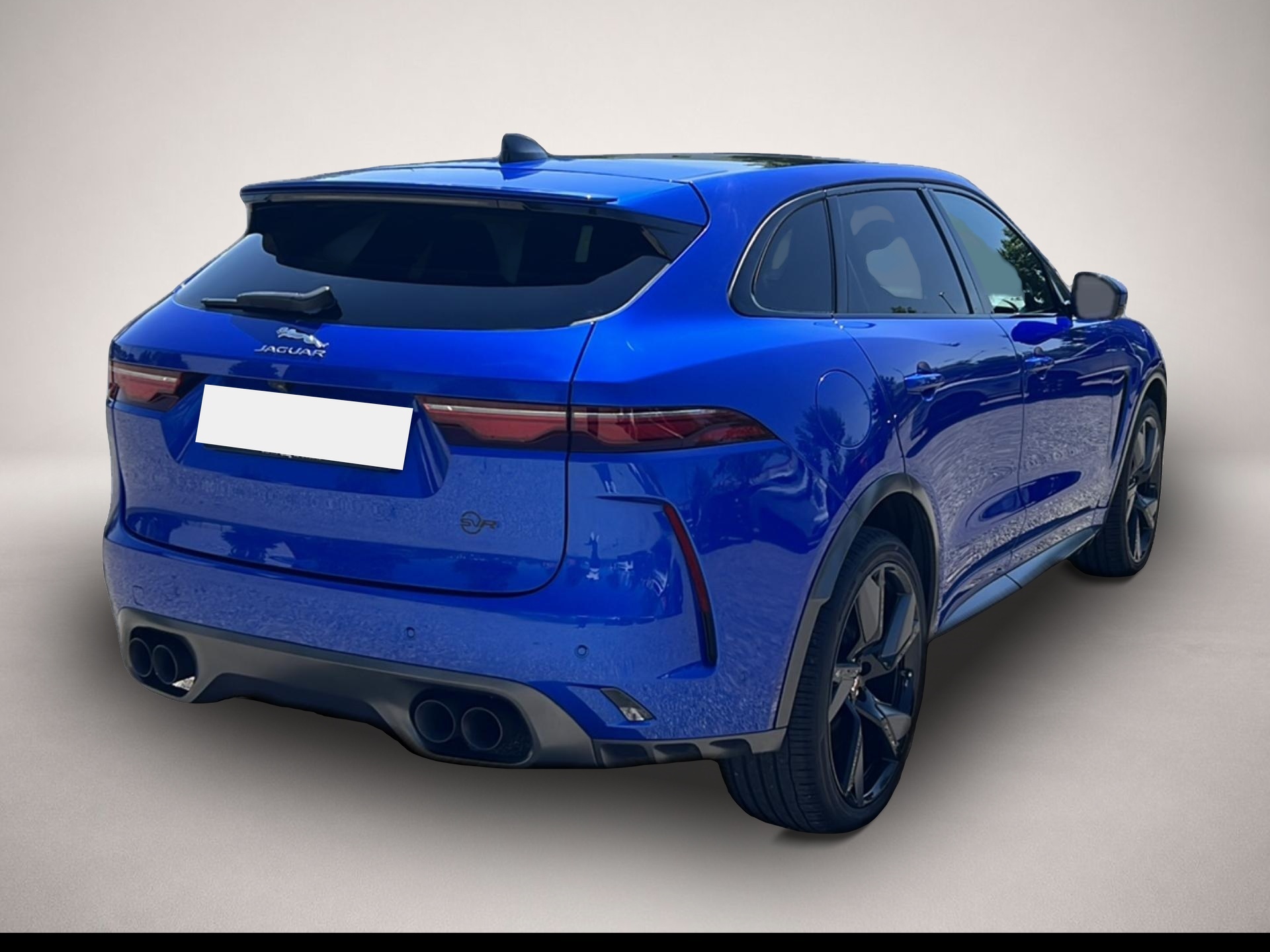 Jaguar F-Pace F-Pace P550 AWD SVR - Thumbnail 3
