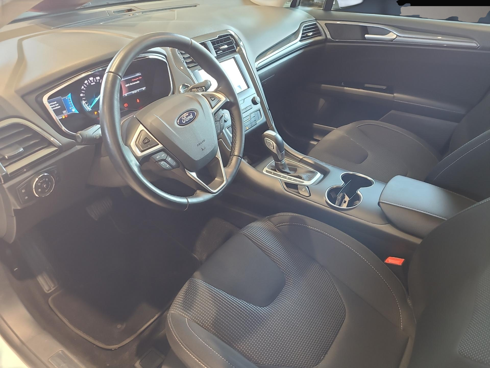 Ford Mondeo Mondeo Hybrid Titanium Bluetooth Navi Klima - Thumbnail 6