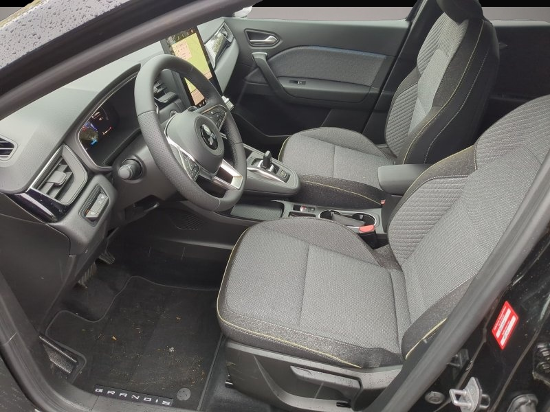 Mitsubishi Grandis Grandis 1.3 AT Intro Edition - Thumbnail 4