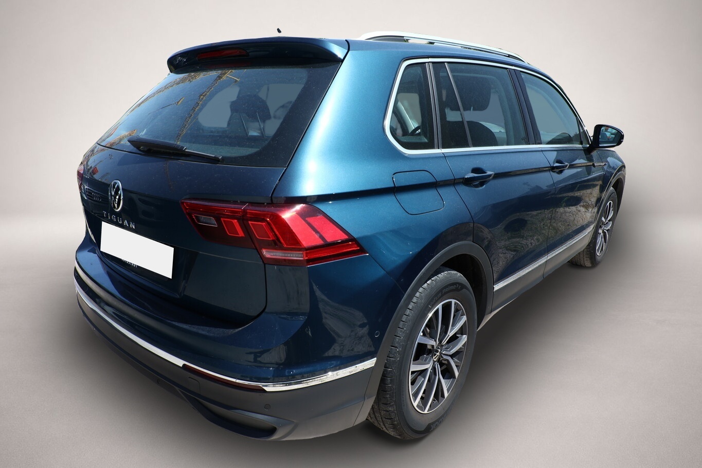 Volkswagen Tiguan Tiguan 1.5 TSI 150 Life Pano AHK ParkAs AppC SHZ - Thumbnail 3
