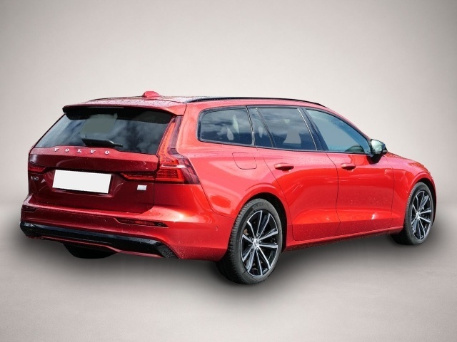 Volvo V60 V60 Kombi Plus Dark Recharge Plug-In Hybrid AWD - Thumbnail 2