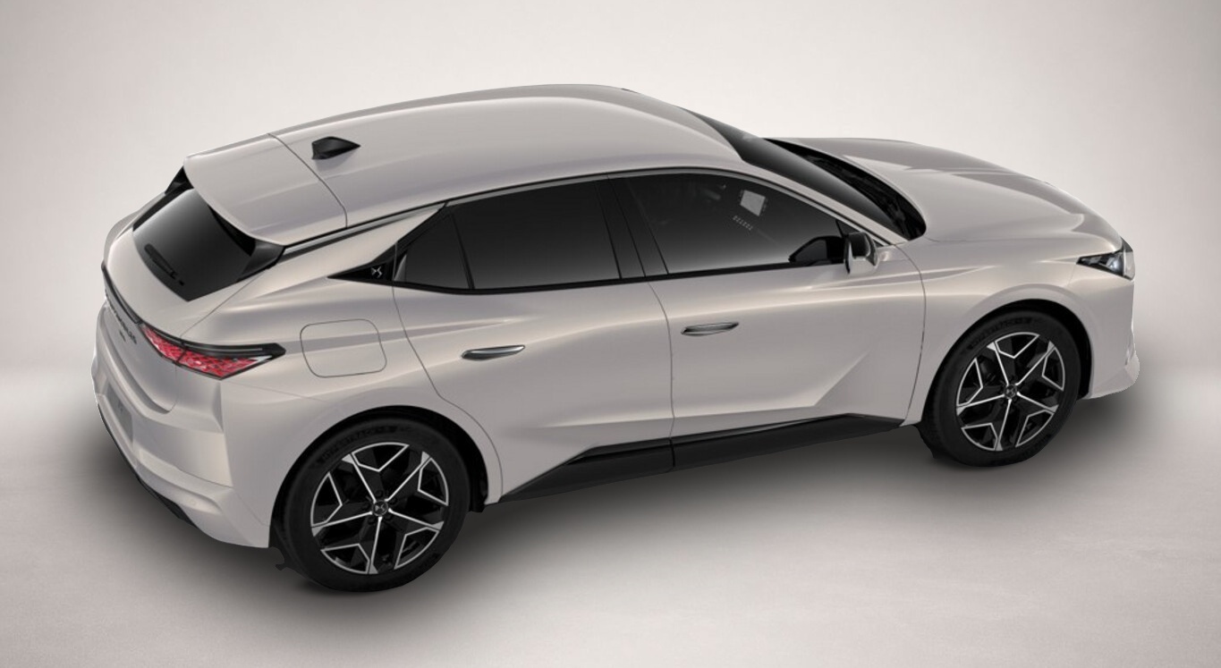 DS Automobiles Nº4 N°4 Hybrid Étoile Alcantara eHK Matrix Massage - Thumbnail 5