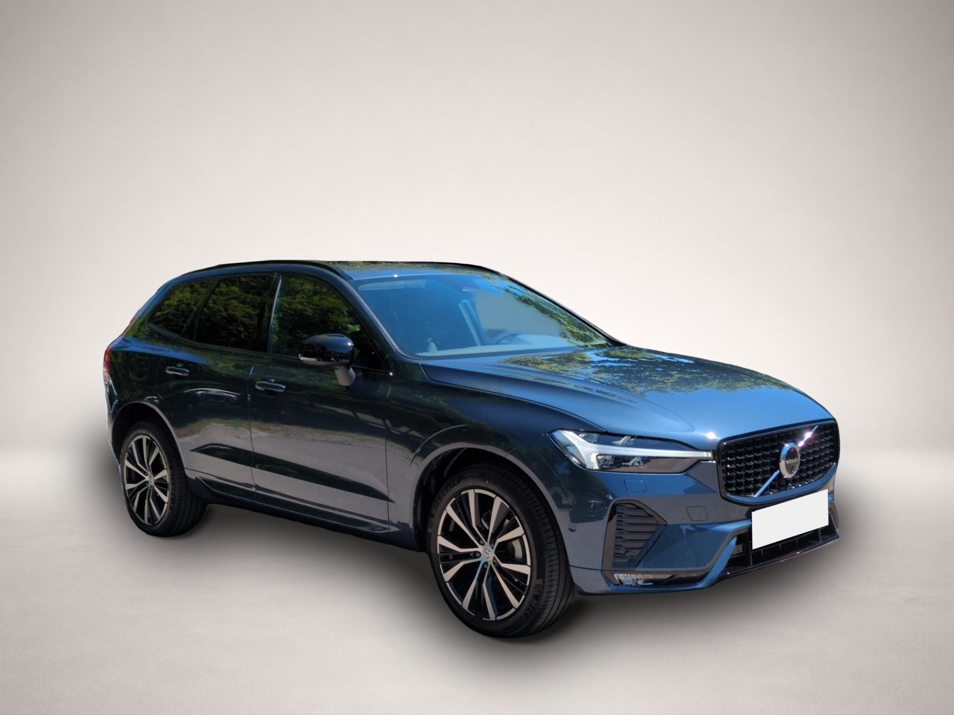 Volvo XC60 XC60 B5 (Benzin) Plus Dark AWD Automatik Bluetoo - Thumbnail 4