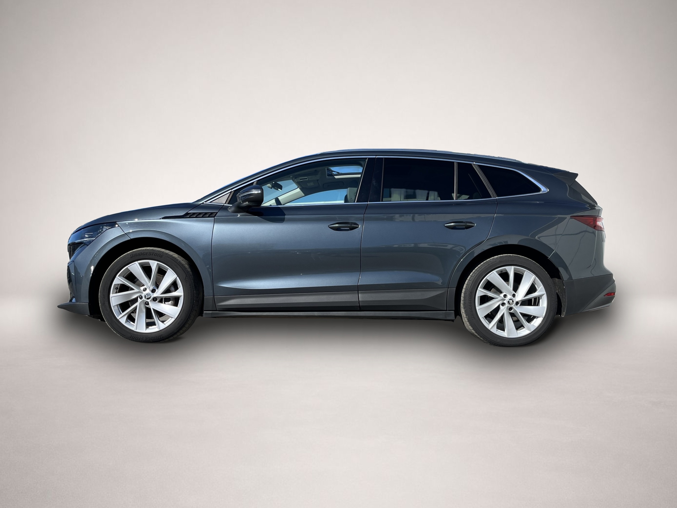 Skoda Enyaq Enyaq 82kWh WäPu AHK PANO HeadUp Navi ACC LED RF - Bild 1