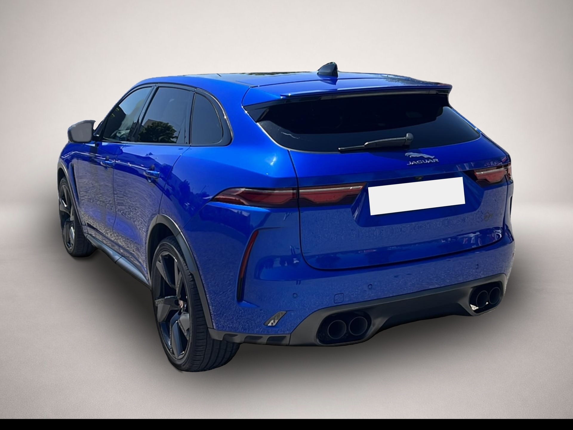 Jaguar F-Pace F-Pace P550 AWD SVR - Thumbnail 2