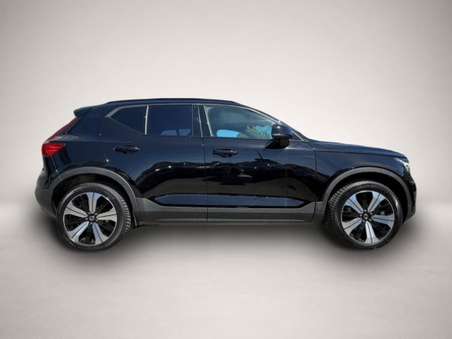 Volvo XC40 XC40 Plus Recharge Pure Electric WP/ACC/BLIS/CAM - Thumbnail 3