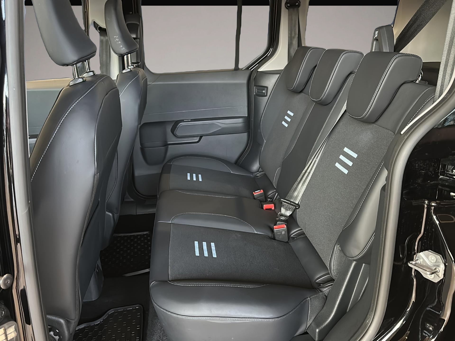 Ford Tourneo Courier Tourneo Courier Bluetooth Navi Klima Einparkhilf - Thumbnail 7