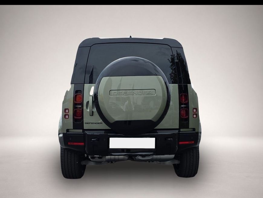 Land Rover Defender Defender 110 D300 X-Dynamic HSE - Thumbnail 3