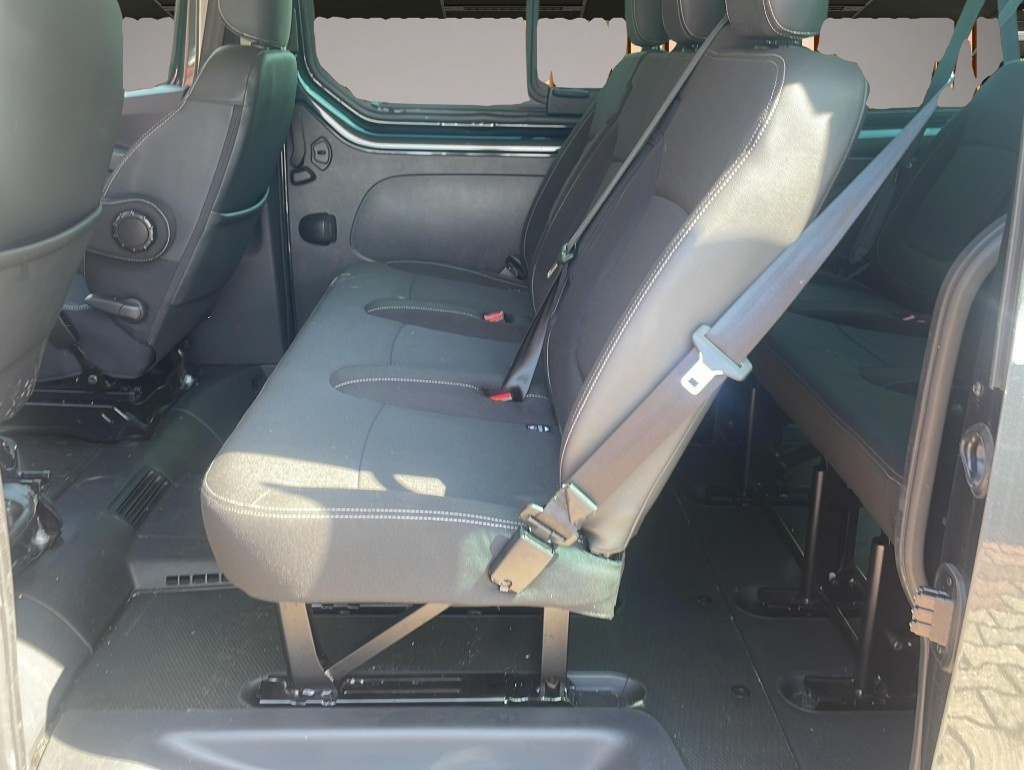 Nissan Primastar Primastar 2.0 DCI L1H1 3,0t Tekna*8 Sitze*LED - Thumbnail 7