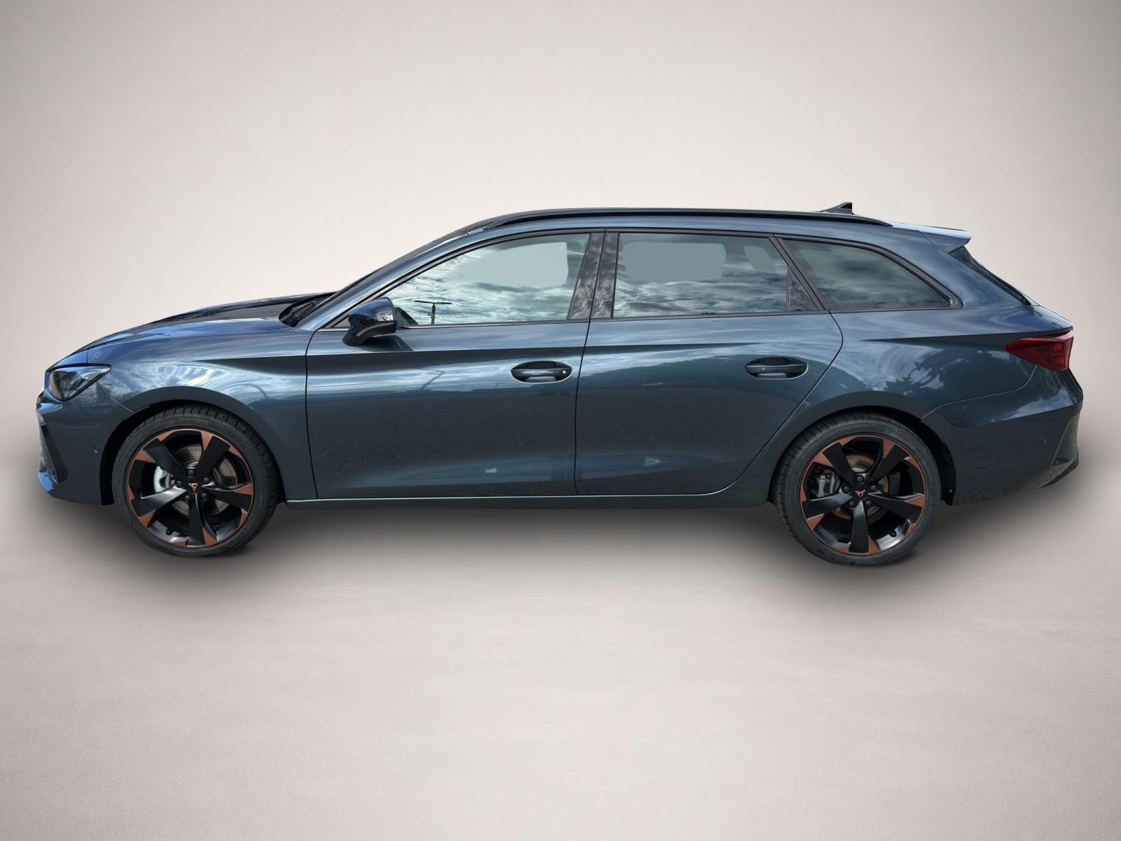 Cupra Leon Leon SP 2.0 TSI DSG 4Dr AB385EUR AHK NAVI REAR S - Thumbnail 3