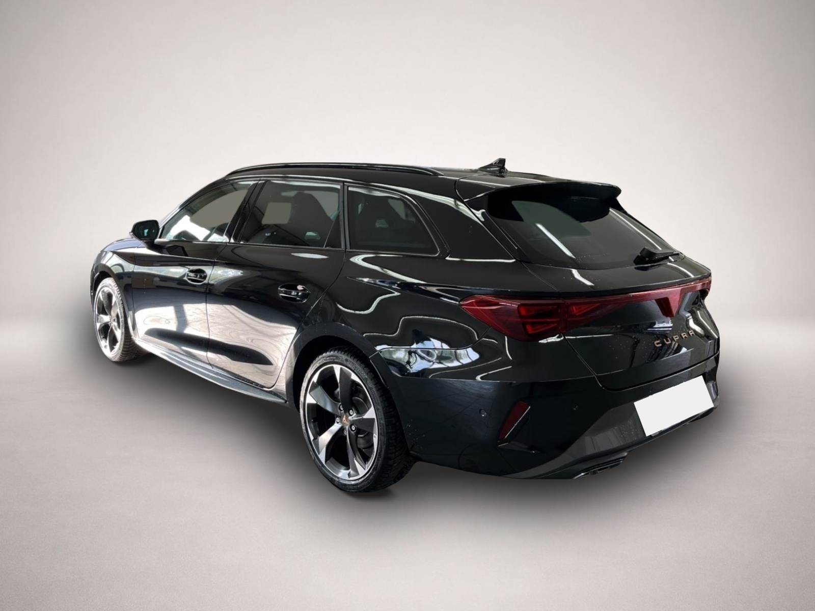 Cupra Leon Leon Sportstourer 1.5 eTSI DSG SENNHEISER PANO - Thumbnail 4