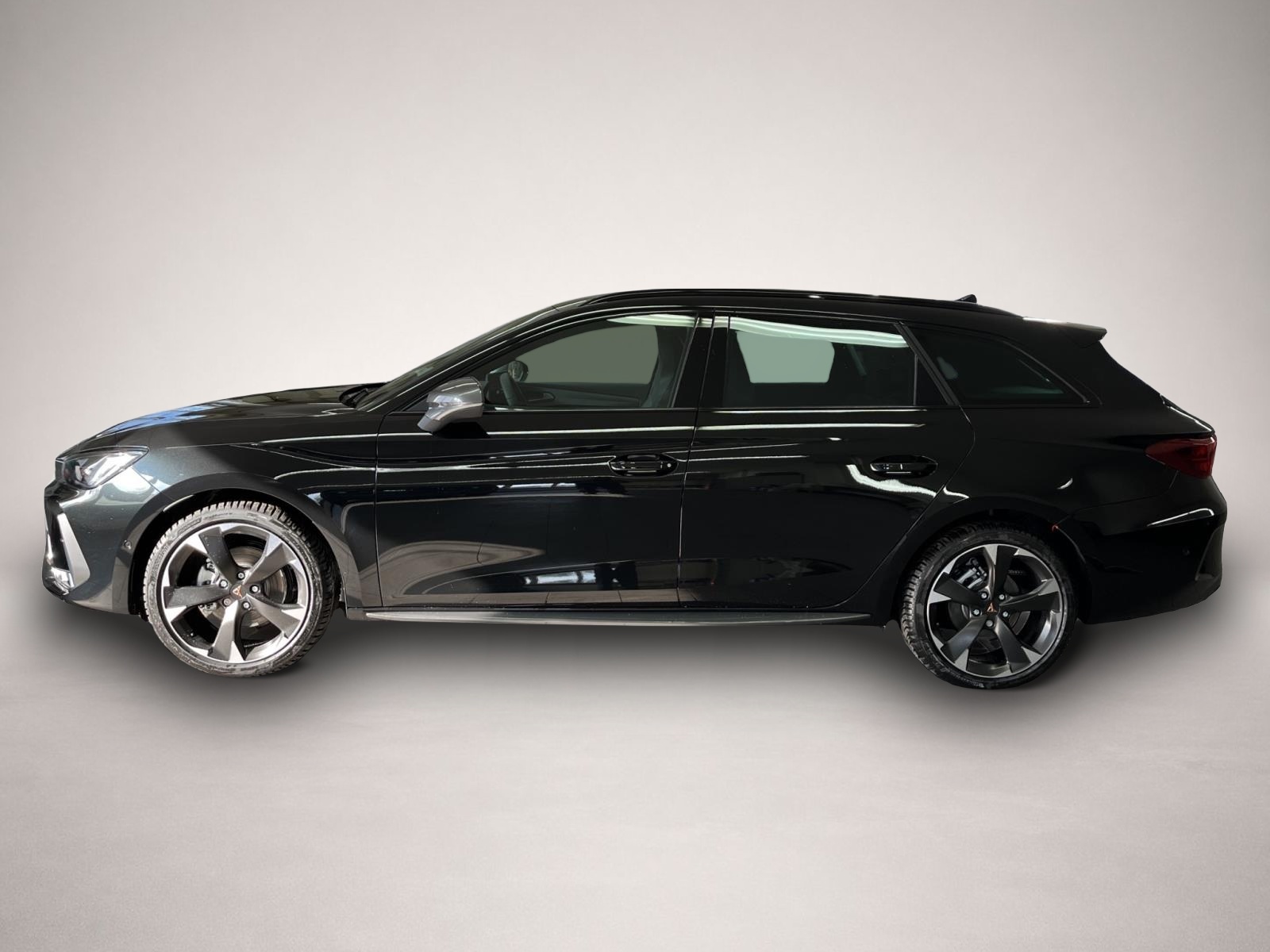 Cupra Leon Leon Sportstourer 1.5 eTSI DSG SENNHEISER PANO - Thumbnail 3