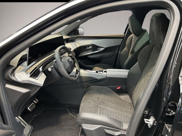 Peugeot 3008 3008 Hybrid 136 GT 1.2 SCHIEBEDACH ACC FOCAL SHZ - Thumbnail 7