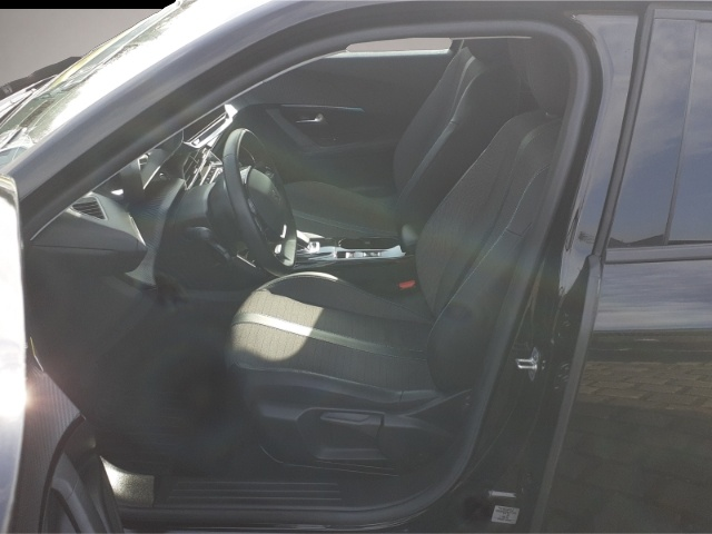 Peugeot 2008 2008 e- Allure Pack Navi Digitales Cockpit LED A - Thumbnail 7