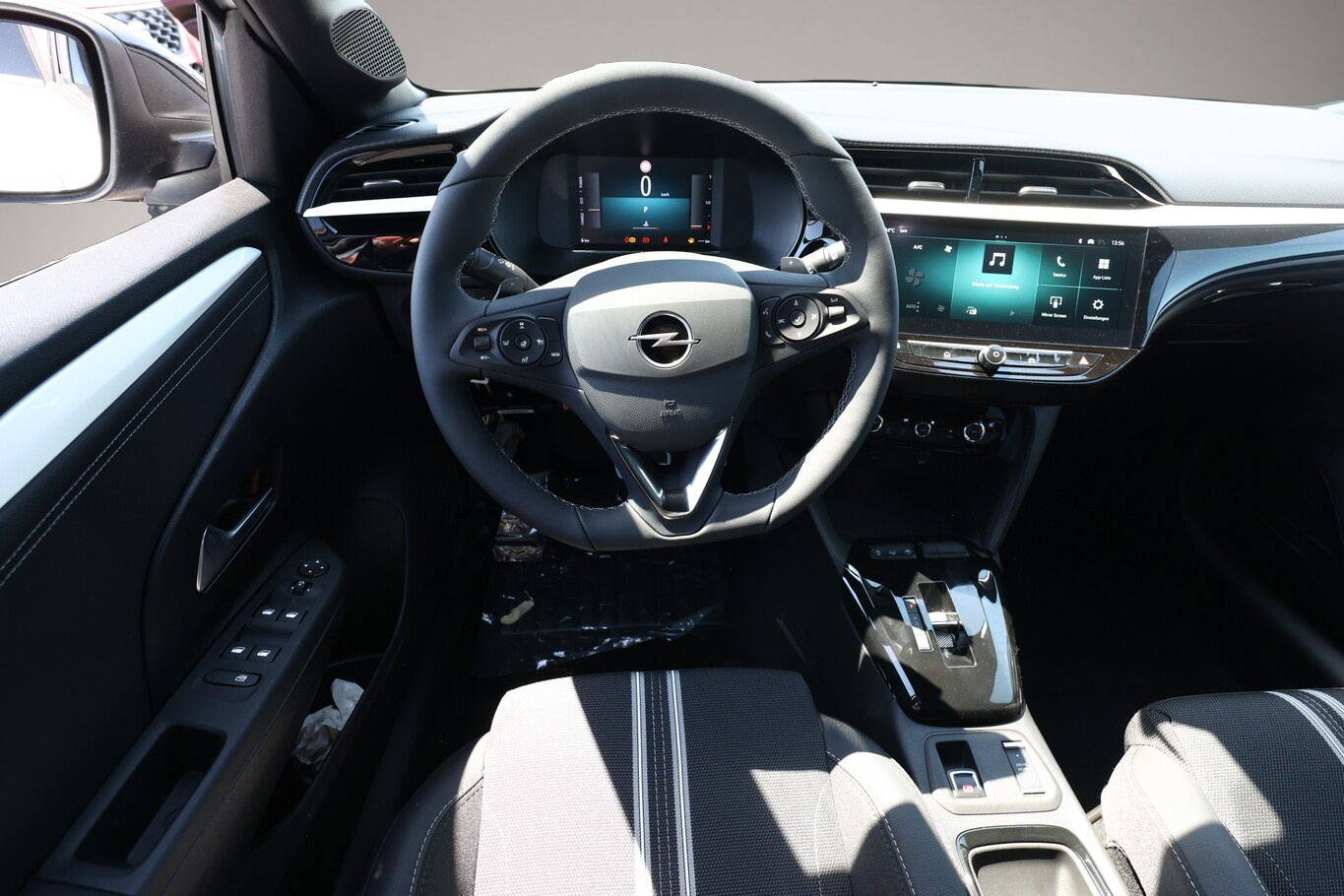 Opel Corsa Corsa Hybrid 145 Ultimate IntelliLux InfotainP - Thumbnail 6