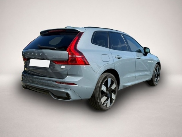 Volvo XC60 XC60 T8 AWD Ultimate Dark Recharge ACC/AHK/PANO - Thumbnail 2