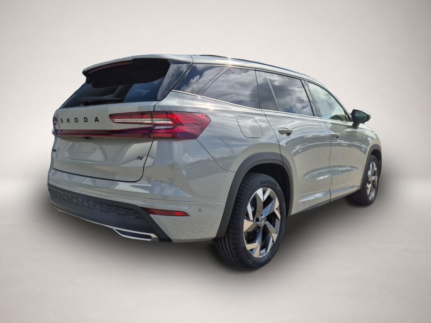 Skoda Kodiaq Kodiaq  Sportline 1.5 TSI 204PS PHEV DSG  schwen - Thumbnail 4